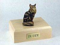 Maine Coon Cat Urn from PetsToRemember.com