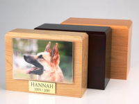 Pet Urn with Photo Holder