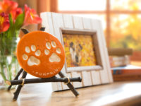 Cat Paw Print Memorials from PetsToRemember.com